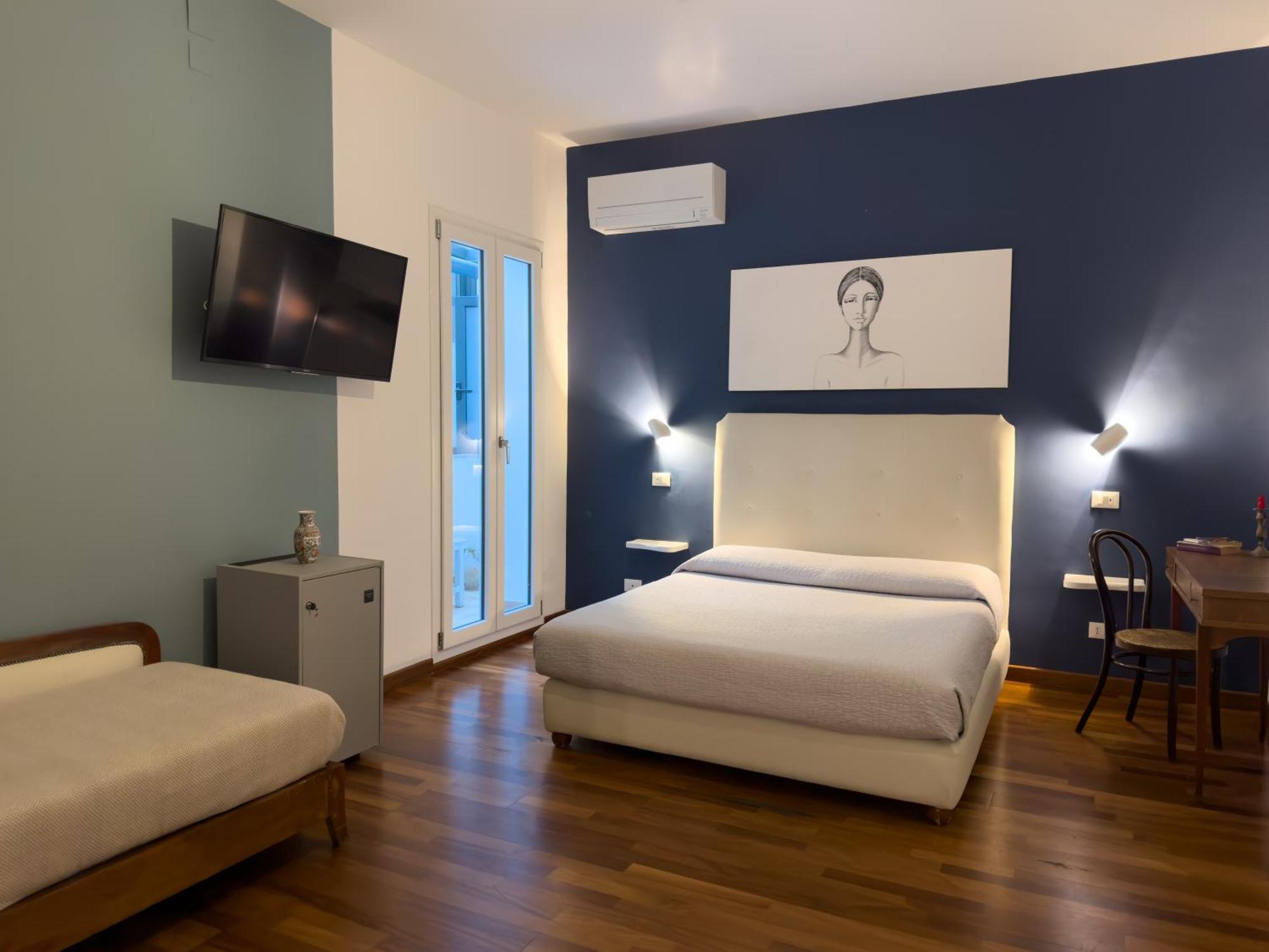 Large Double Room